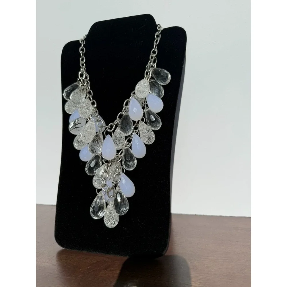 Vintage Nena Y2K White Teardrop Bib Necklace - Waterfall - Silver Tone Statement